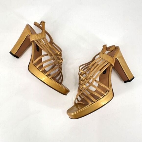 Casadei Womens Leather Peep Toe High Heel Strappy Platform Sandals Gold Size 8.5 - Picture 1 of 11